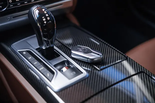 جو سلوت كازينو تطبيق أندرويد/آي أو إس